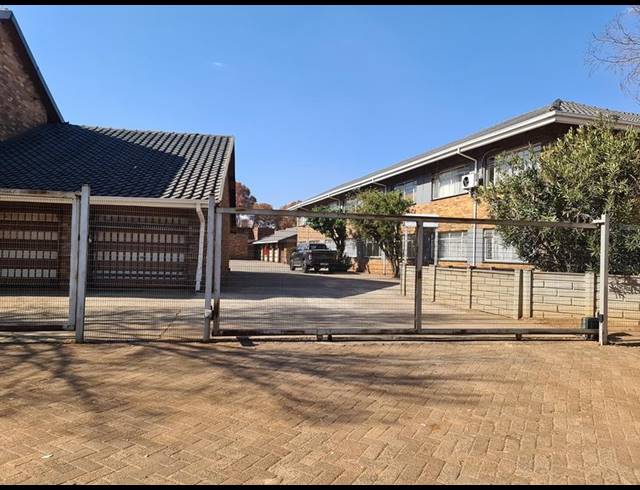 2 BEDROOM PROPERTY TO RENT IN VANDERBIJLPARK CW 6